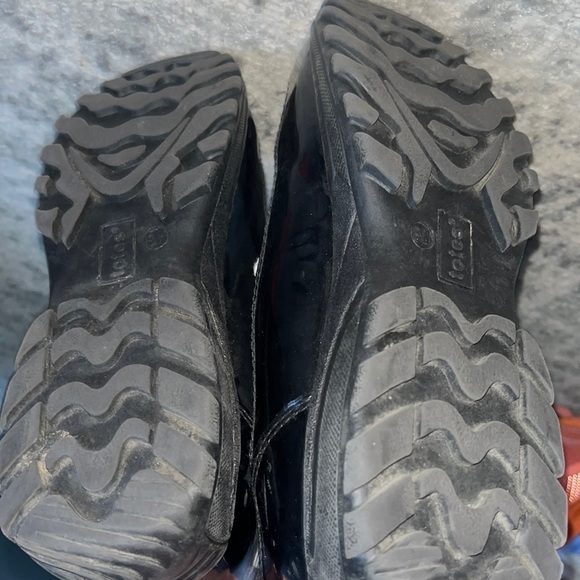 Totes Snow Boots - Picture 3 of 8